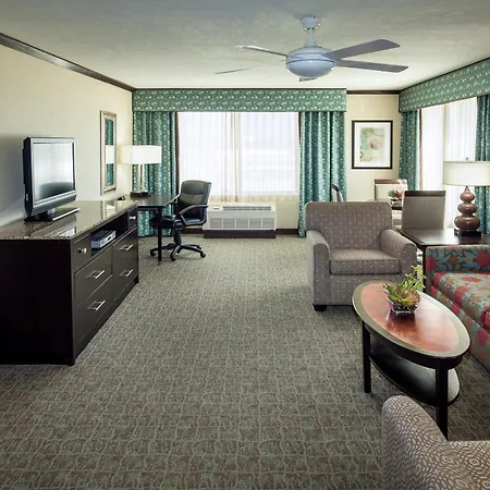 Crowne Plaza Anchorage-Midtown By Ihg Hotel Exterior photo